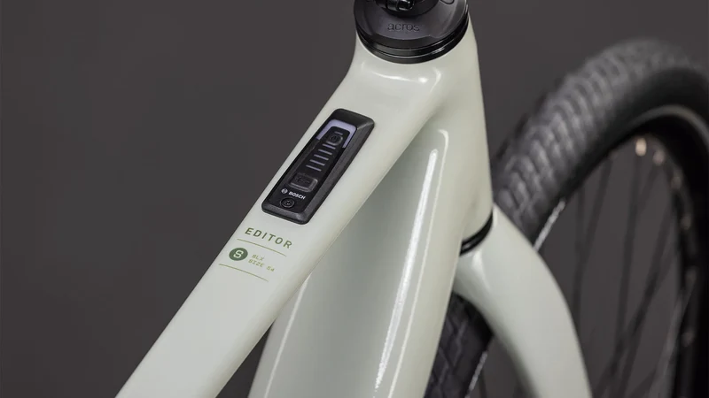 Cube Editor Hybrid SLX 400X reedbeige´n´chrome 2026