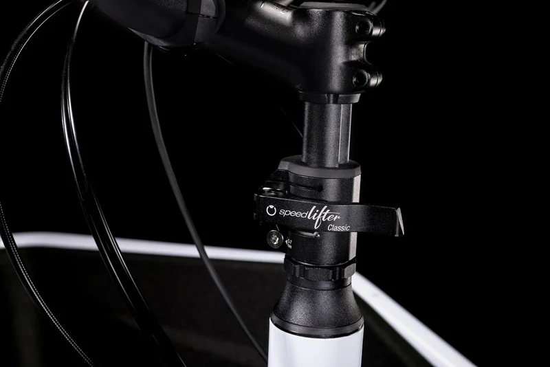 CUBE Cargo Hybrid 500 flashwhite´n´black