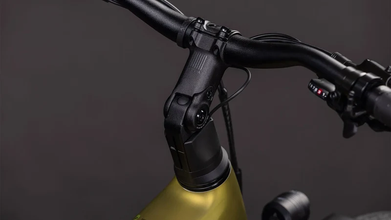 Cube Touring Hybrid Pro 800 goldenlime´n´black 2026