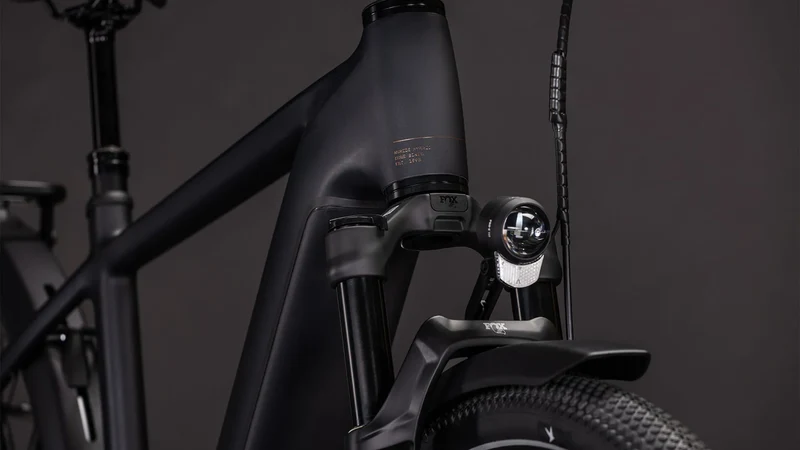 Cube Nuride Hybrid SLX 800 black´n´gold 2026