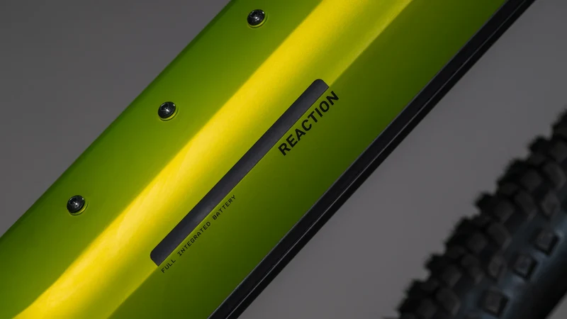 Cube Reaction Hybrid Race 800 lizard´n´black 2026