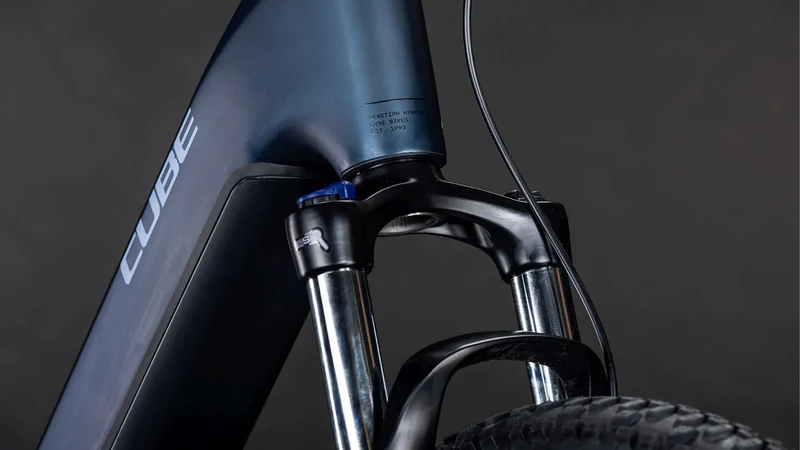 Cube Reaction Hybrid Performance 600 indigoblue´n´reflex Tiefeinsteiger 2026