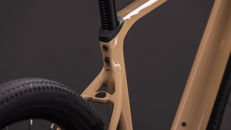 Cube Nuroad Race cappuccino´n´black 2026