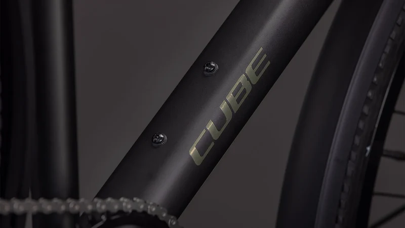Cube Nulane Pro FE grey´n´chrome Trapeze 2026
