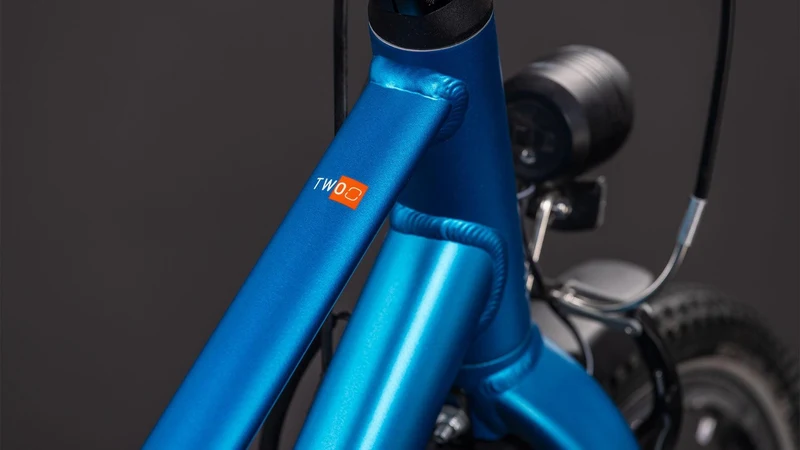 CUBE Numove 200 FE topasblue´n´nebula