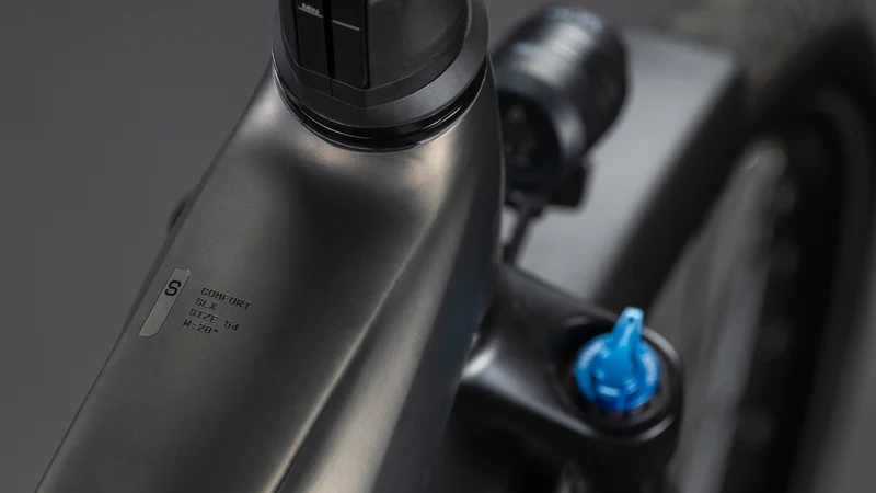 CUBE Touring Hybrid Comfort SLX 800 charcoal´n´chrome