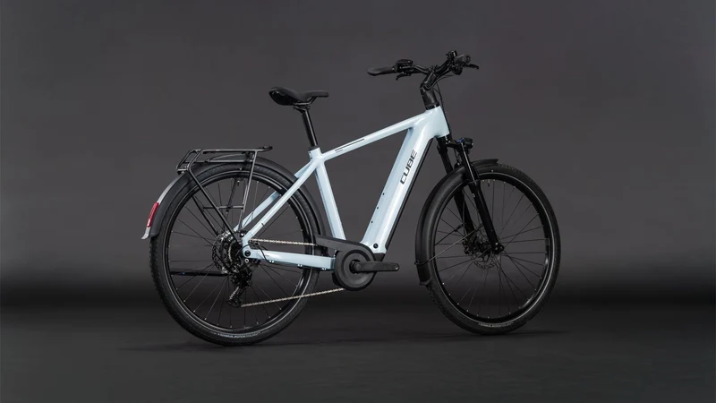 CUBE Touring Hybrid ONE 600 glacier´n´reflex