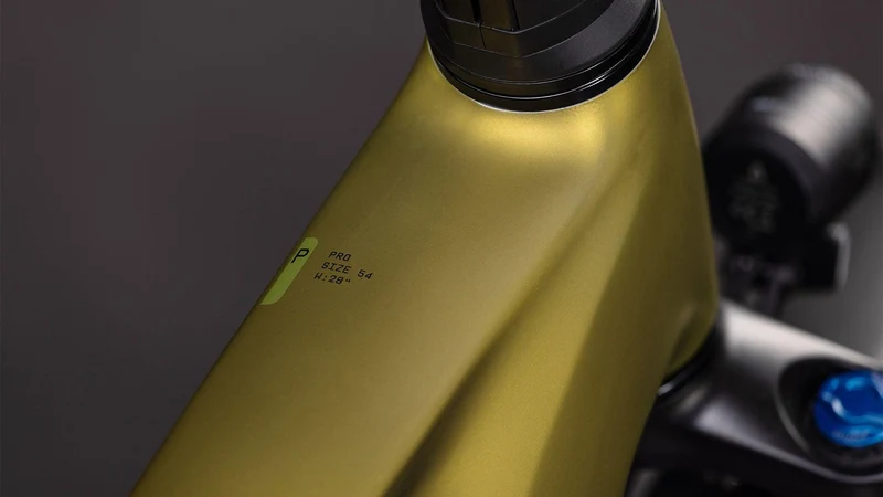 CUBE Touring Hybrid Pro 800 goldenlime´n´black