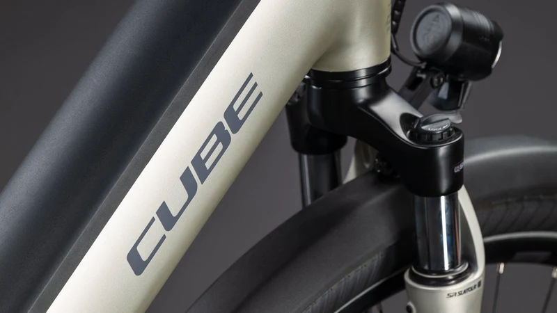 CUBE Supreme RT Hybrid Comfort EXC 600 champagne´n´grey