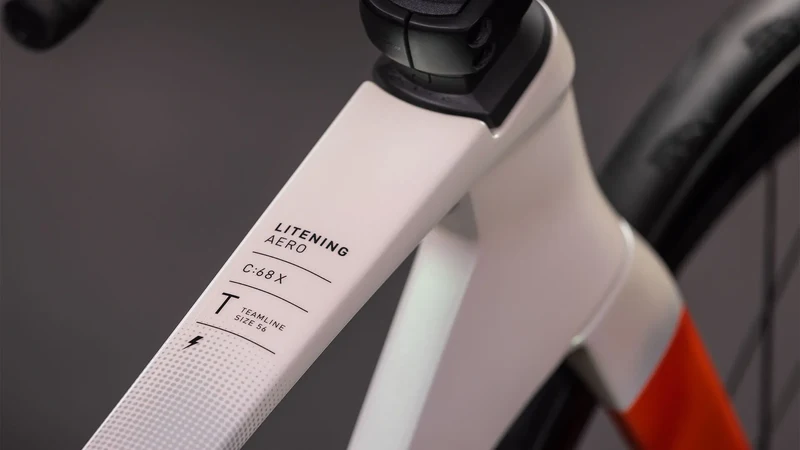 Cube Litening AERO C:68X SLT teamline 2026