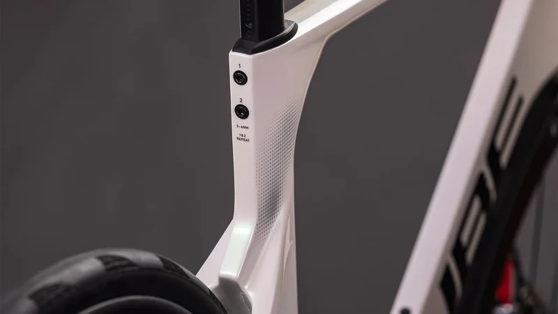 Cube Litening AERO C:68X SLT teamline 2026