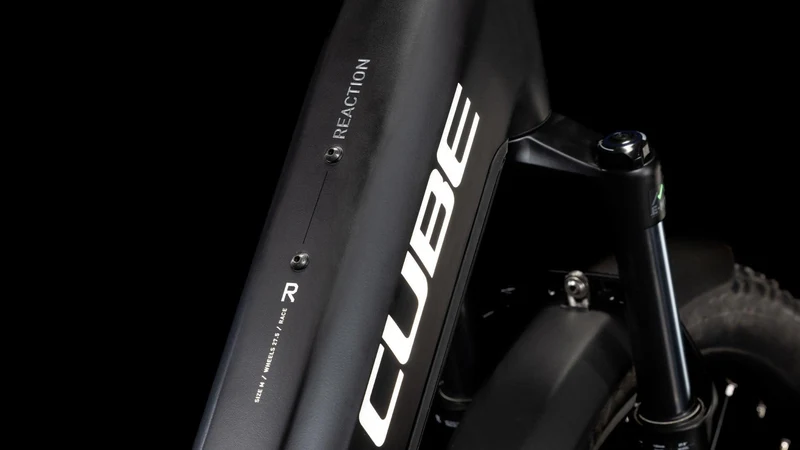 CUBE Reaction Hybrid Race 800 Allroad black´n´metal