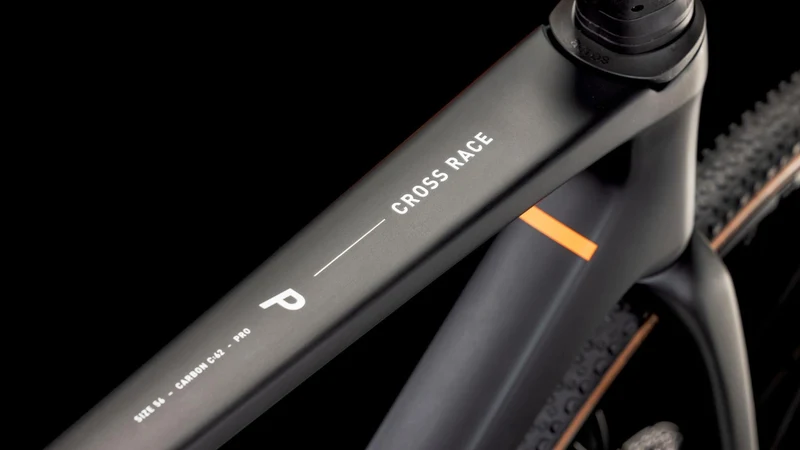 CUBE Cross Race C:62 Pro carbon´n´orange
