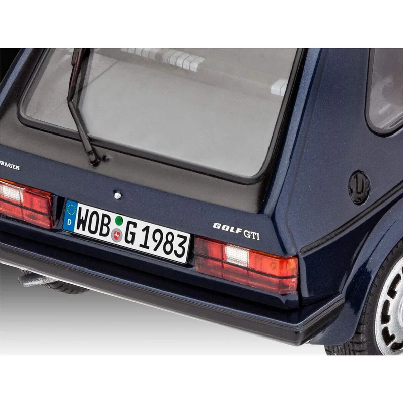 Revell 05694 1:24 "35 Years VW Golf GTI Pirelli"