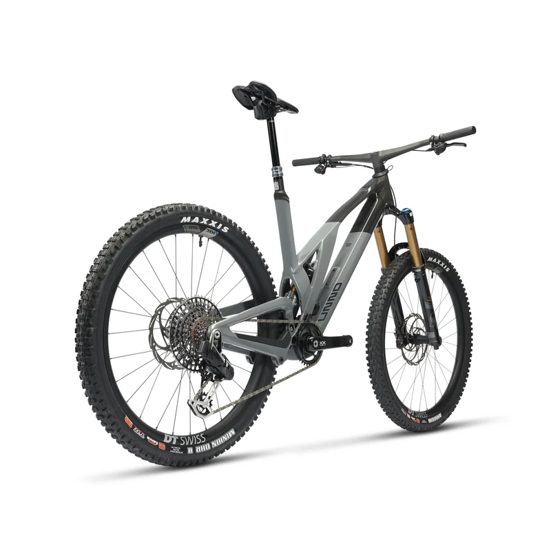 UNNO IKKI Factory Glossy Carbon Raw - Dim Grey