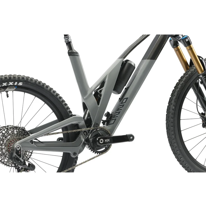 UNNO IKKI Factory Glossy Carbon Raw - Dim Grey