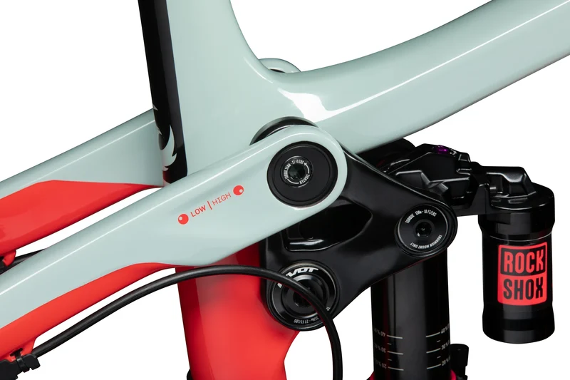 Pivot Phoenix V5 Pro Saint MX AL Red Mint