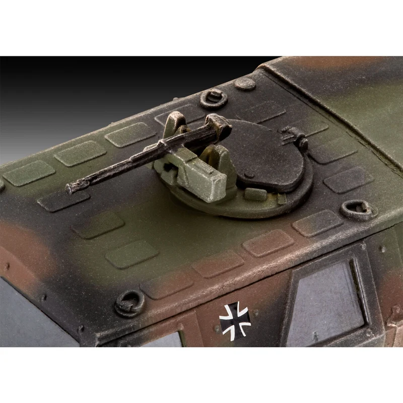 Revell 03345 1:72 ATF Dingo 1
