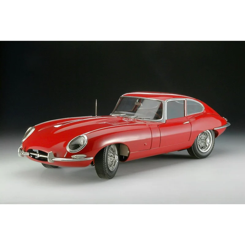 Revell 07717 1:8 Jaguar E-Type