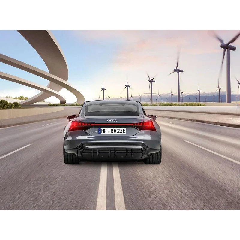 Revell 24668 1:24 RC Scale Car Audi e-tron GT Revell Control