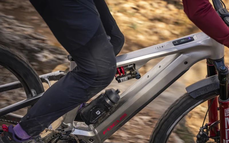 Focus SAM 6.0 600 Nepalsilver / Steelgrey | E-Enduro