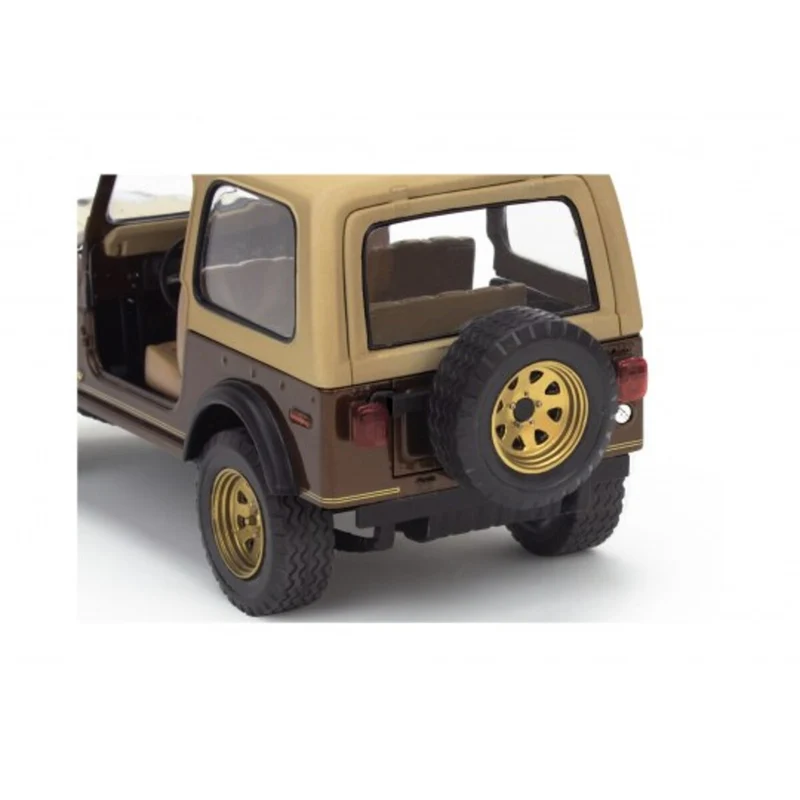 Revell 14547 1:24 Jeep CJ-7