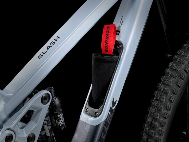 Trek Slash 8 Plasma Grey Pearl