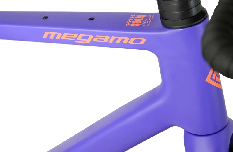 MEGAMO West 02 | malva