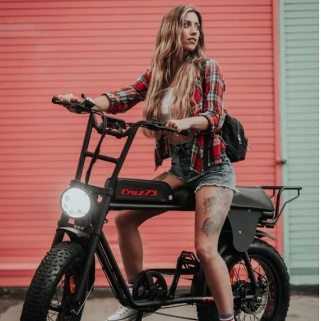 Cruz 73 Retro E-Bike - Unlimited Version