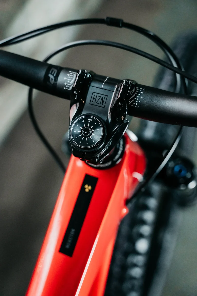 Nukeproof Reactor 290 CRB Pro 29 T-GX red