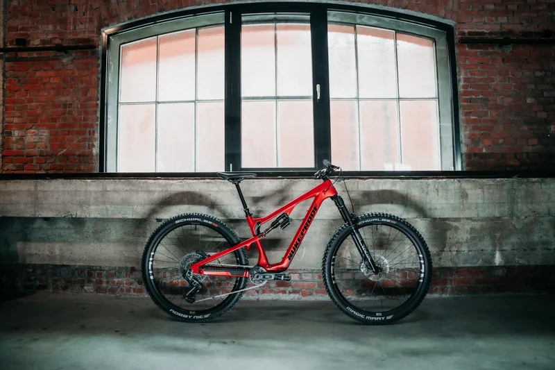 Nukeproof Reactor 290 CRB Pro 29 T-GX red