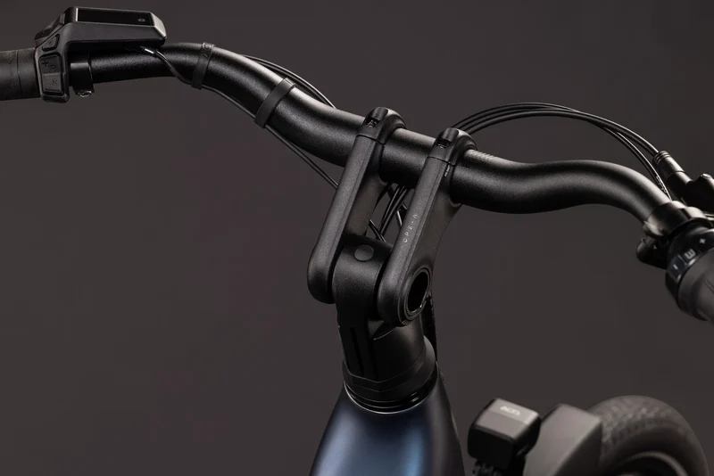 Cube Supreme Hybrid Deluxe ONE 600 navyblack´n´black EE 2027