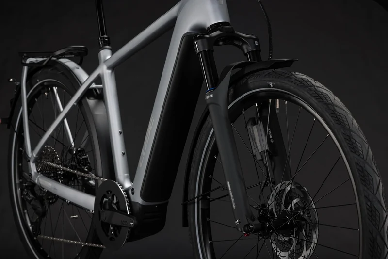 Cube Kathmandu Hybrid 45 800 slategrey´n´chrome 2027