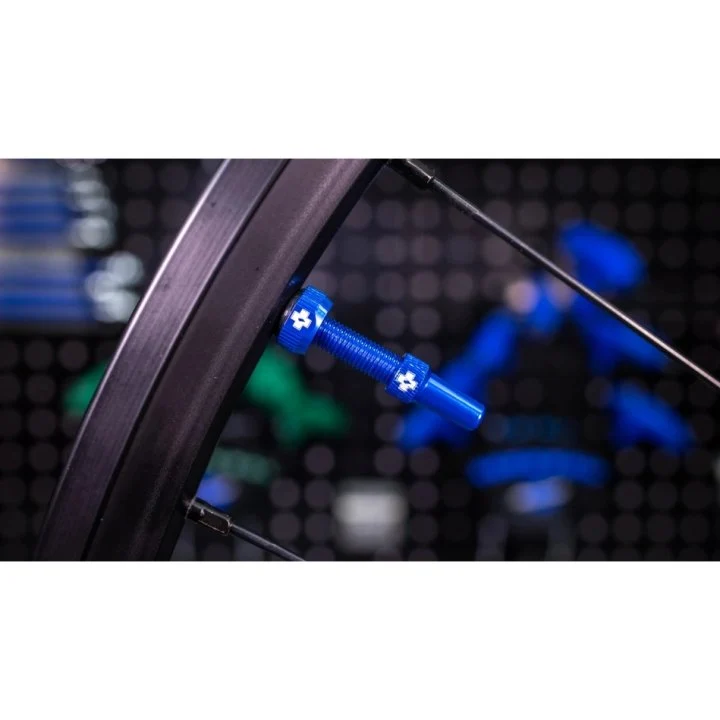 MUC-OFF Muc Off Tubeless Valve Kit V2 Universal | black