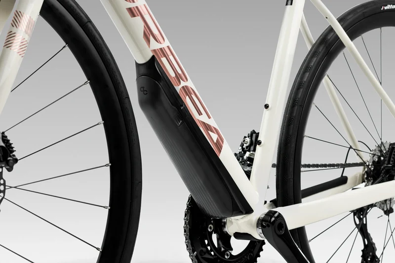 Orbea AVANT H30 White - Bronze