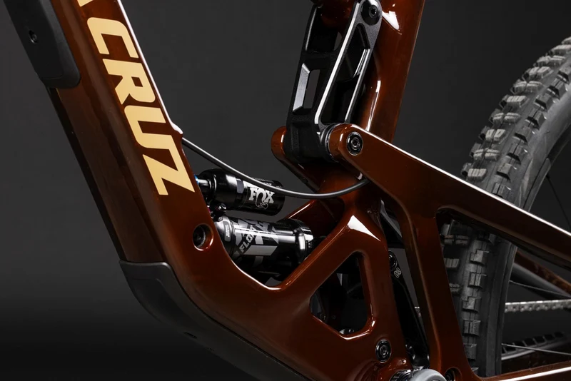 Santa Cruz Bronson 5 C GX AXS MX Trans Root Beer