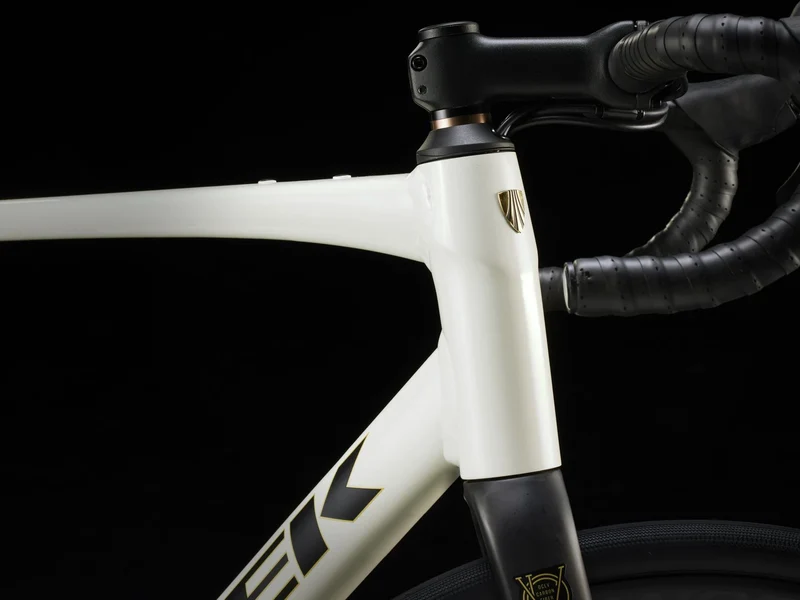 Trek Domane AL 4 Era White