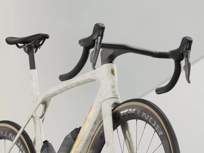 Trek Madone SLR 7 AXS P1 Era White