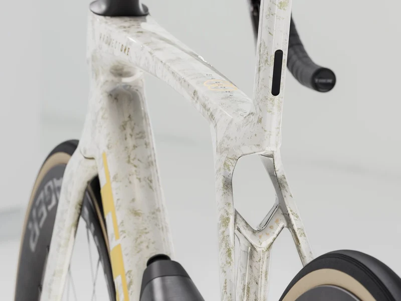 Trek Madone SLR 7 AXS P1 Era White
