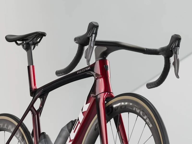 Trek Madone SLR 7 AXS P1 Carbon Red Smoke