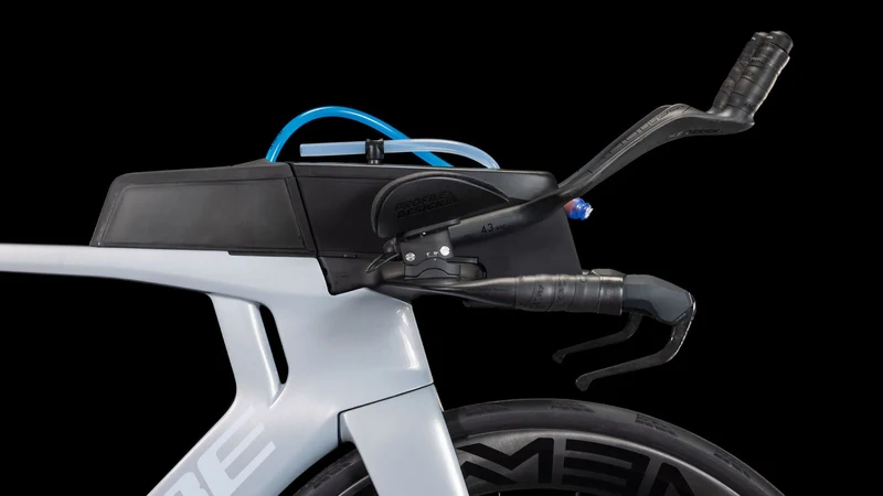 Cube Aerium C:68X Race foggrey´n´white 2026