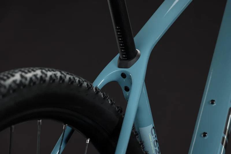 Cube Reaction C:62 One surfblue´n´black 2027