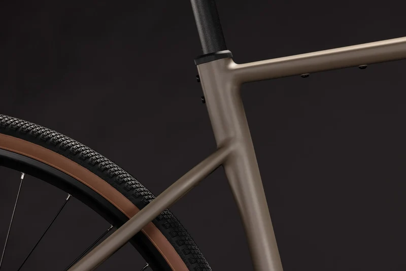 Cube Nuroad One wood´n´grey 2027