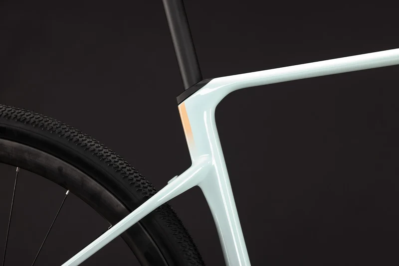 Cube Nuroad C:62 One hintofmint´n´green 2027