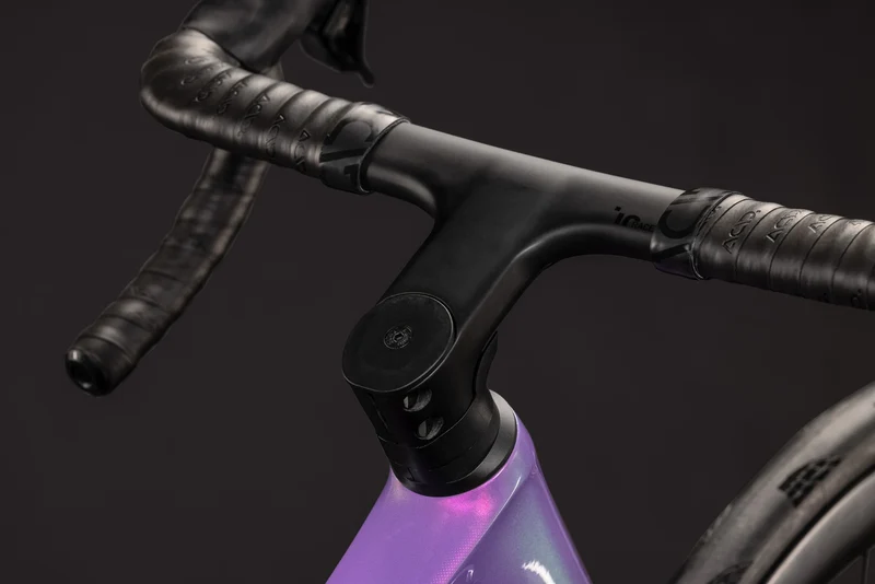 Cube Attain C:62 SLT cosmicpurple´n´black 2027