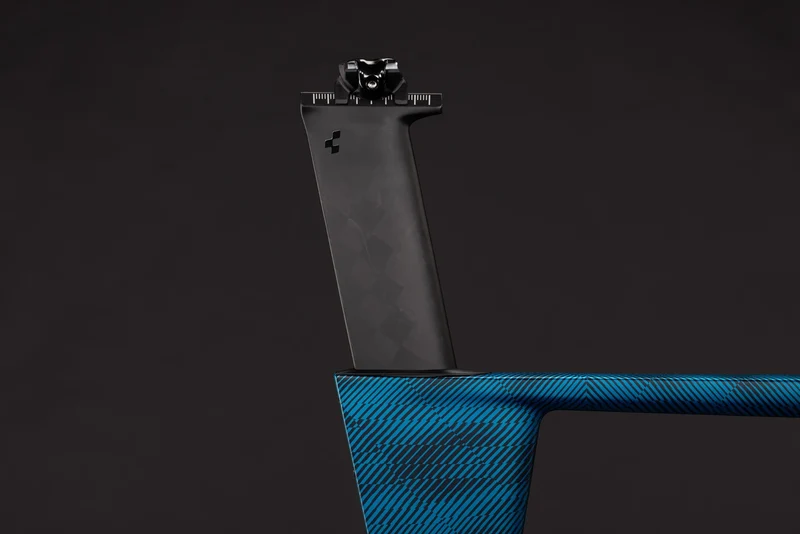 Cube Aerium C:68X Frameset liquidbluegrid´n´chrome 2027