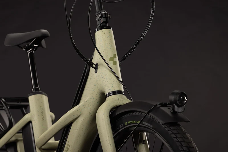 Cube Longtail Hybrid Deluxe 800 sandgrit´n´black 2027