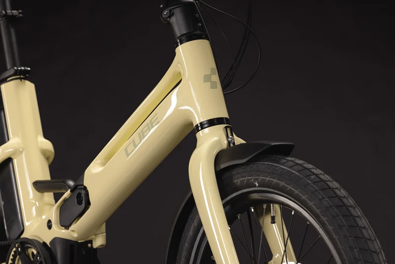 Cube Fold Hybrid Deluxe 540 paleyellow´n´sage 2027