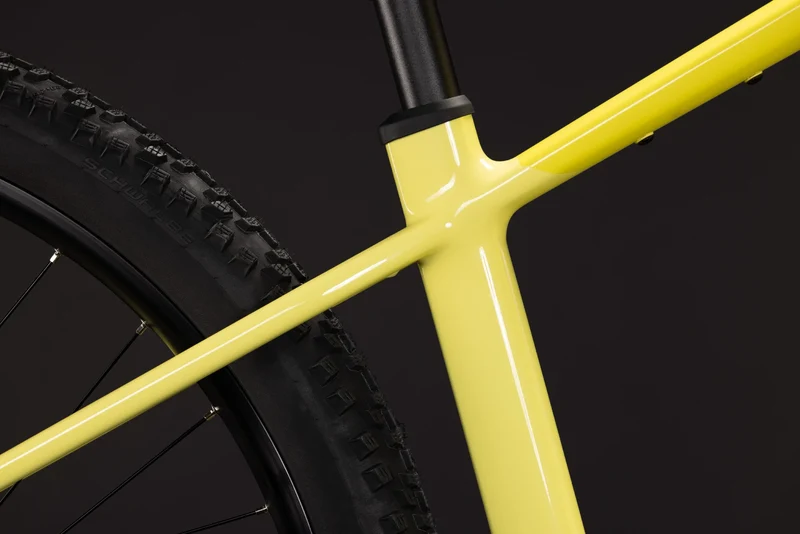 Cube Reaction Hybrid Race 800 bananasplit´n´black 2027