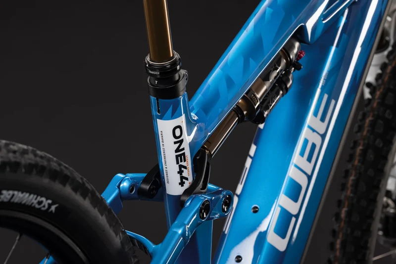 Cube Stereo Hybrid ONE44 HPC AT 800 actionteam 2027